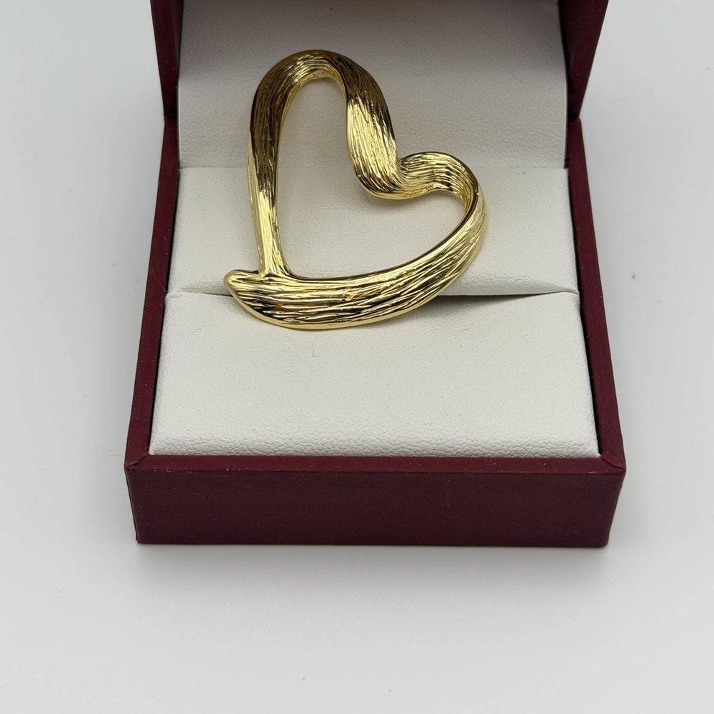 Open Heart Pendant - Goldman Collection